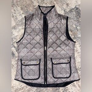 British Khaki Plaid Quilted Vest with Black Trim size XL